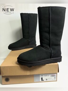NEW UGG CLASSIC TALL II BOOT BLACK Women’s Size 9M in original Box